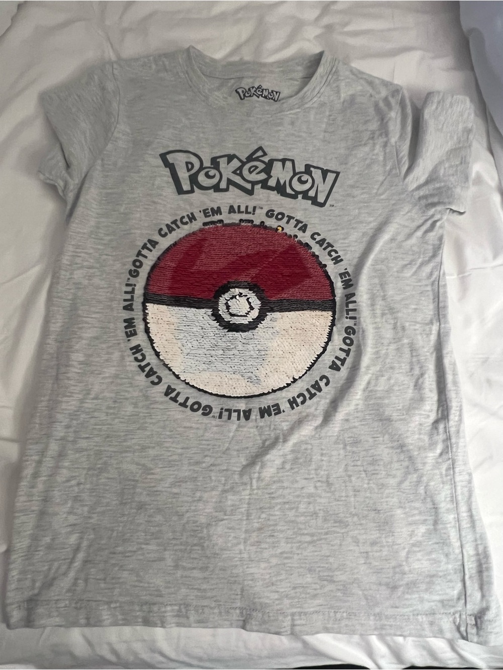 Pokemon Gotta Catch Them All Flip Sequins Pokeball Grey Tee Size Large